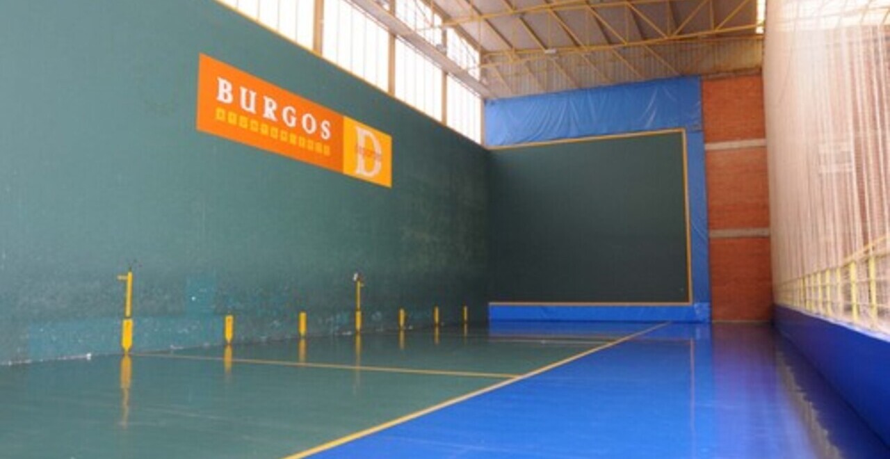 Imagen PISCINA GRANDE